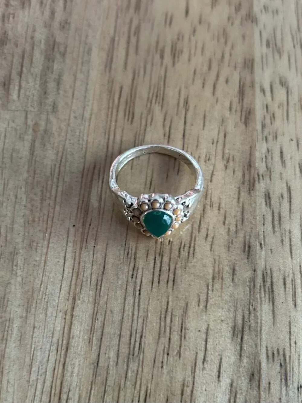 Stunning Cocktail Ring size 7.25 ~ Excellent!